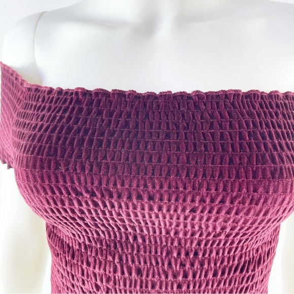 Light Before Dark Urban Outfitters Dark Red Shirred Crop Top Short Sleeve Size M - Picture 3 of 9